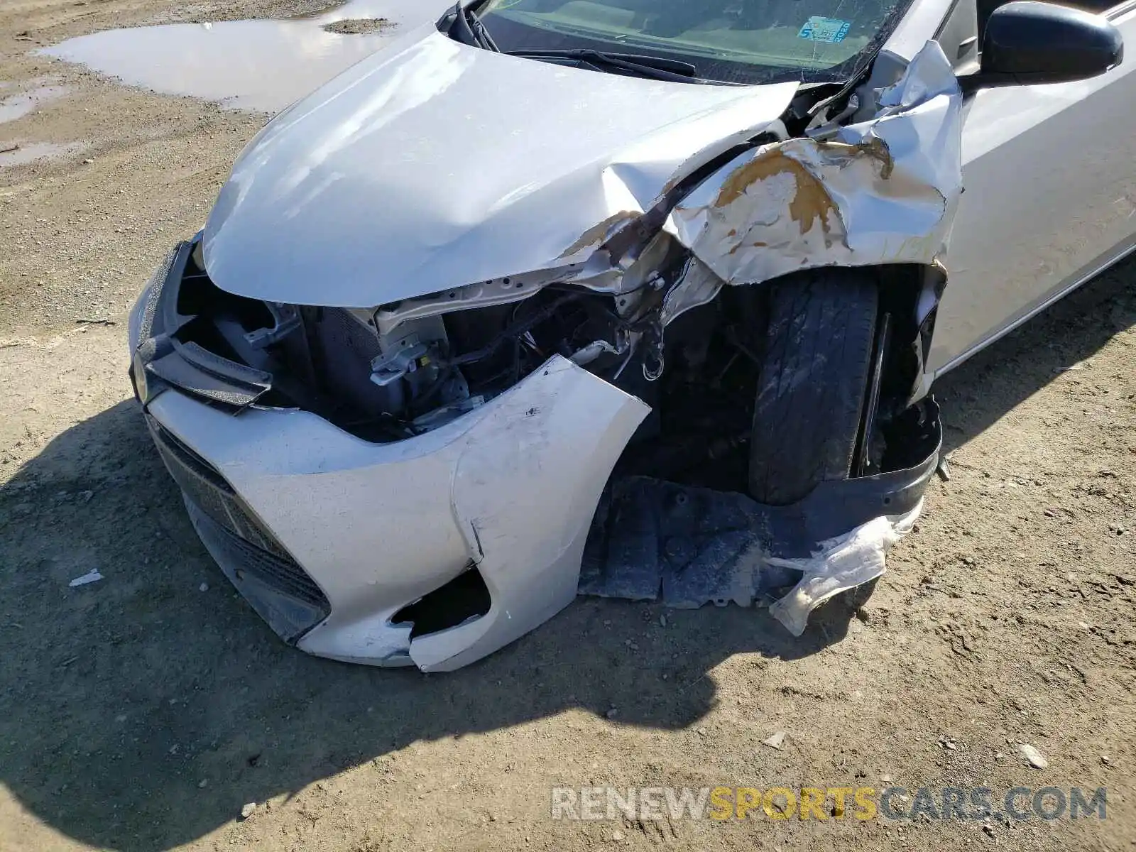 9 Photograph of a damaged car 2T1BURHEXKC200300 TOYOTA COROLLA 2019