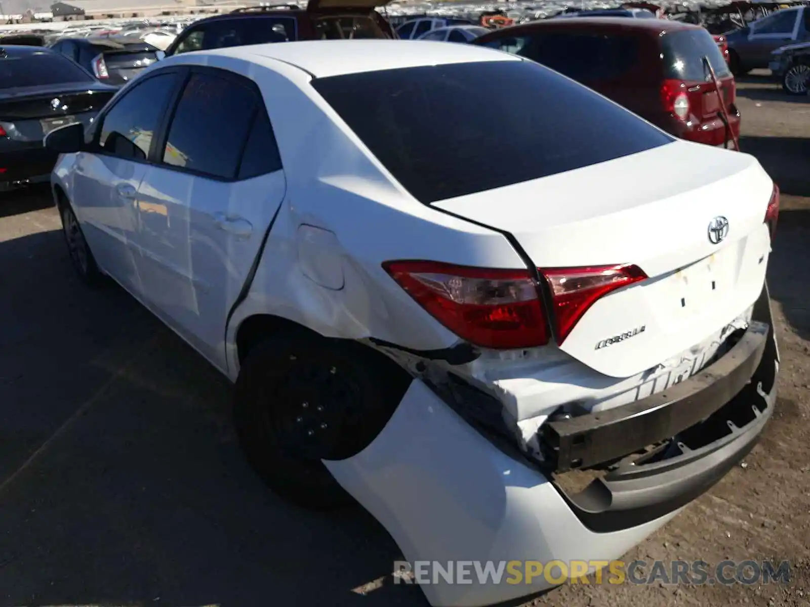 3 Photograph of a damaged car 2T1BURHEXKC201320 TOYOTA COROLLA 2019