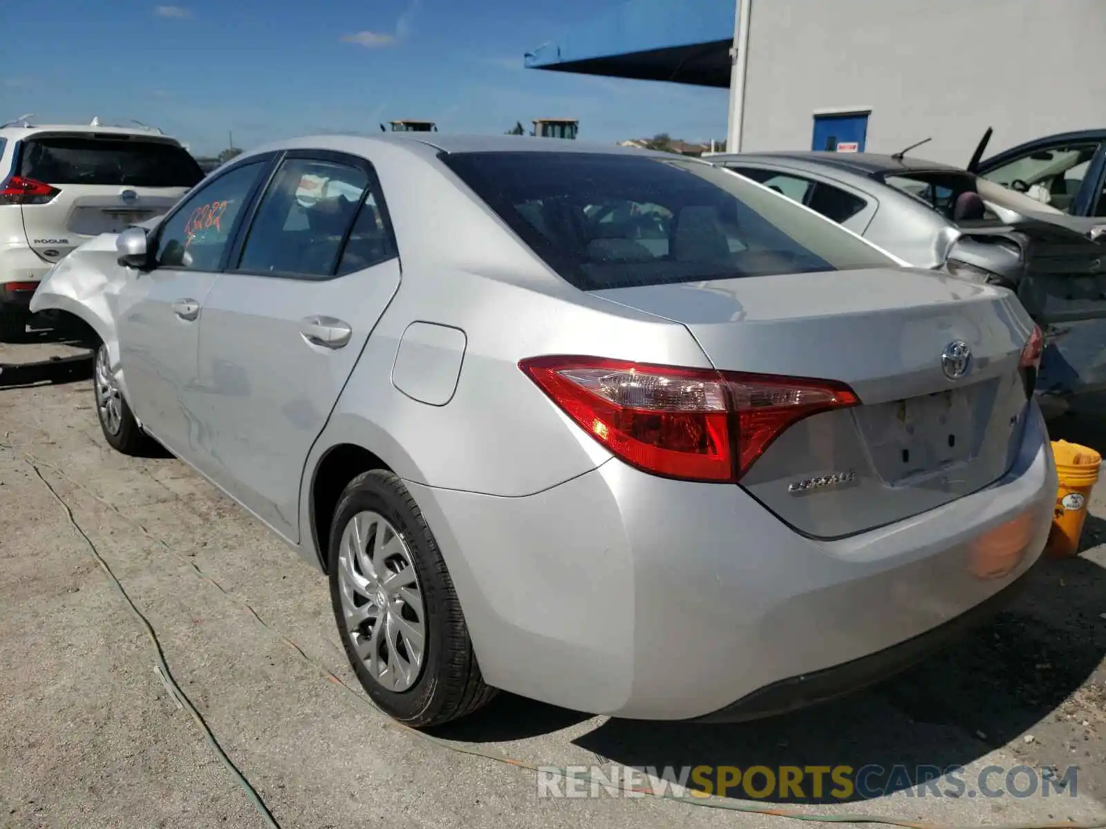 3 Photograph of a damaged car 2T1BURHEXKC202130 TOYOTA COROLLA 2019