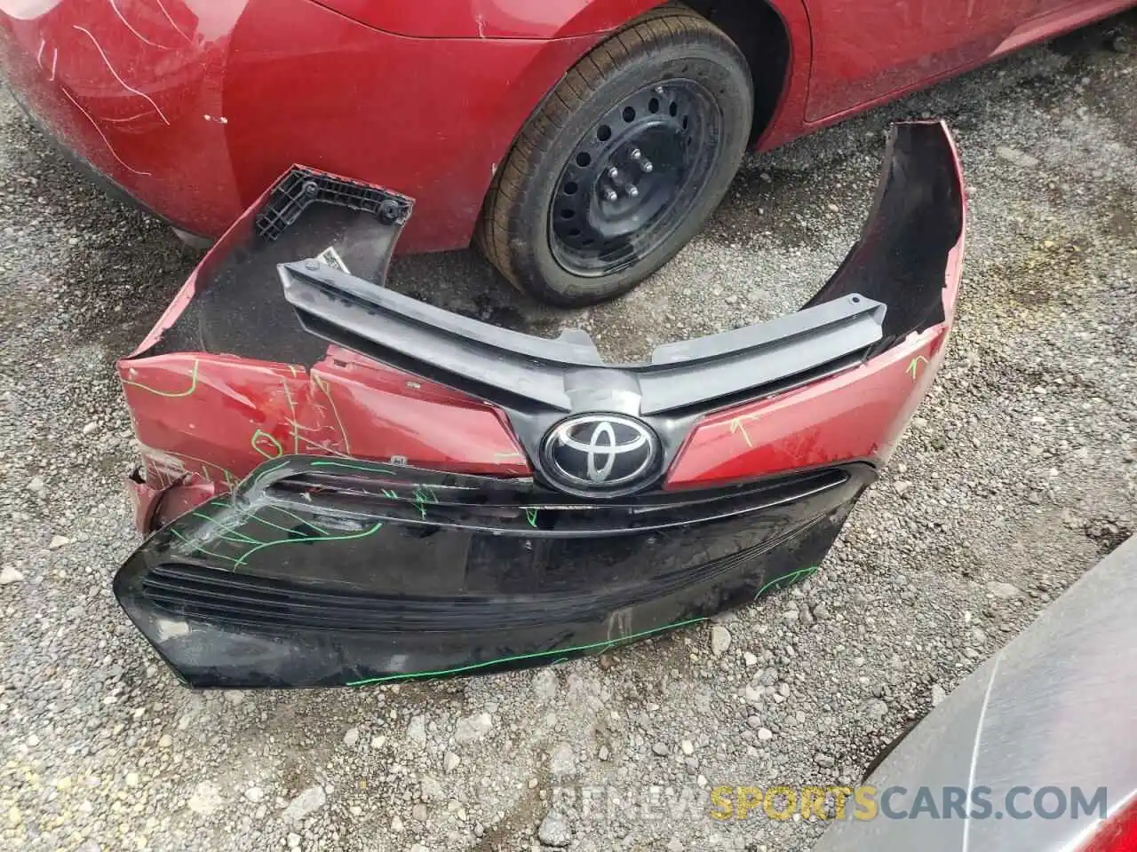 9 Photograph of a damaged car 2T1BURHEXKC202158 TOYOTA COROLLA 2019