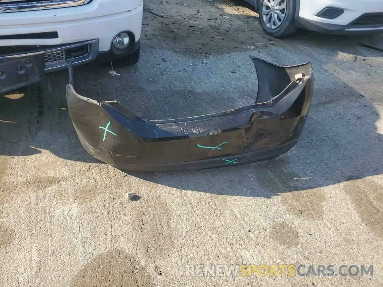 12 Photograph of a damaged car 2T1BURHEXKC204802 TOYOTA COROLLA 2019