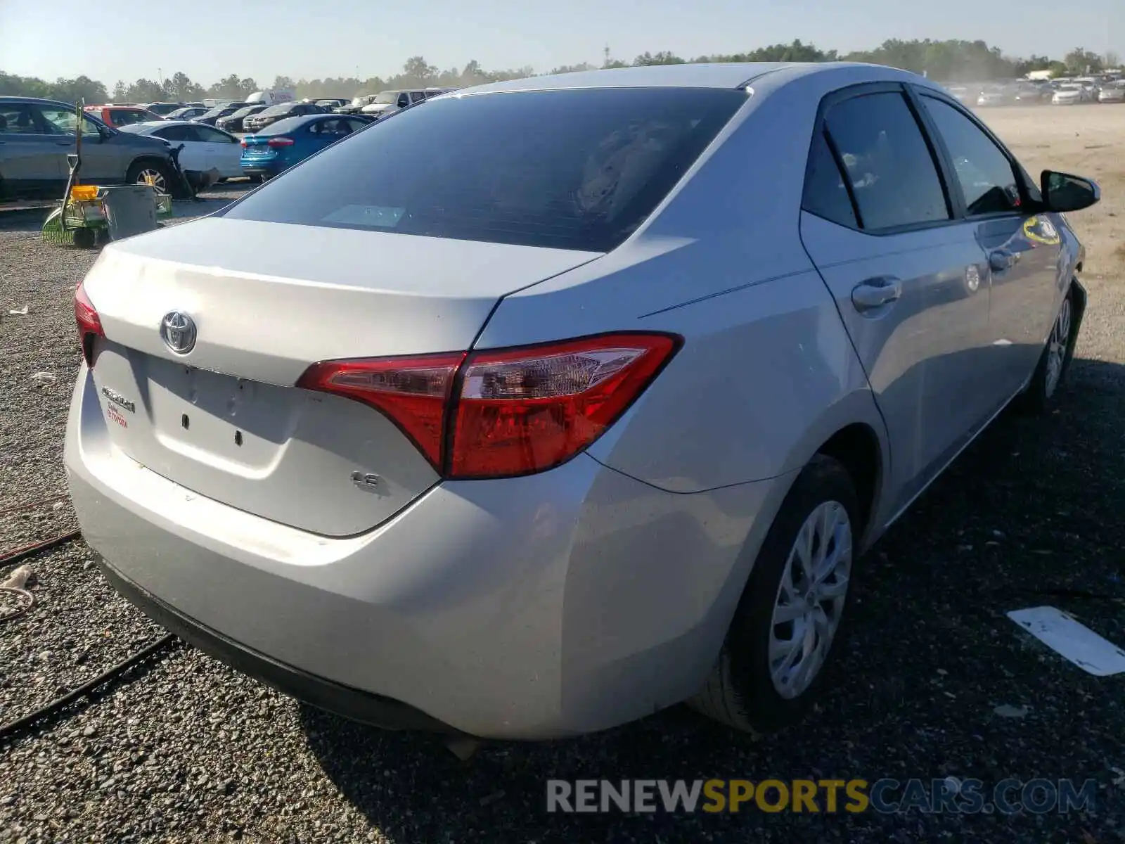 4 Photograph of a damaged car 2T1BURHEXKC204878 TOYOTA COROLLA 2019