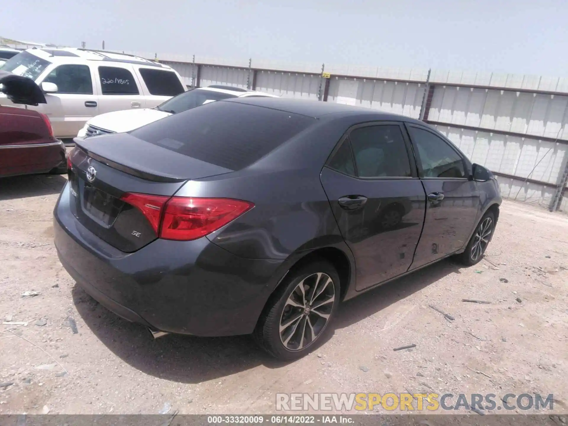 4 Photograph of a damaged car 2T1BURHEXKC205061 TOYOTA COROLLA 2019