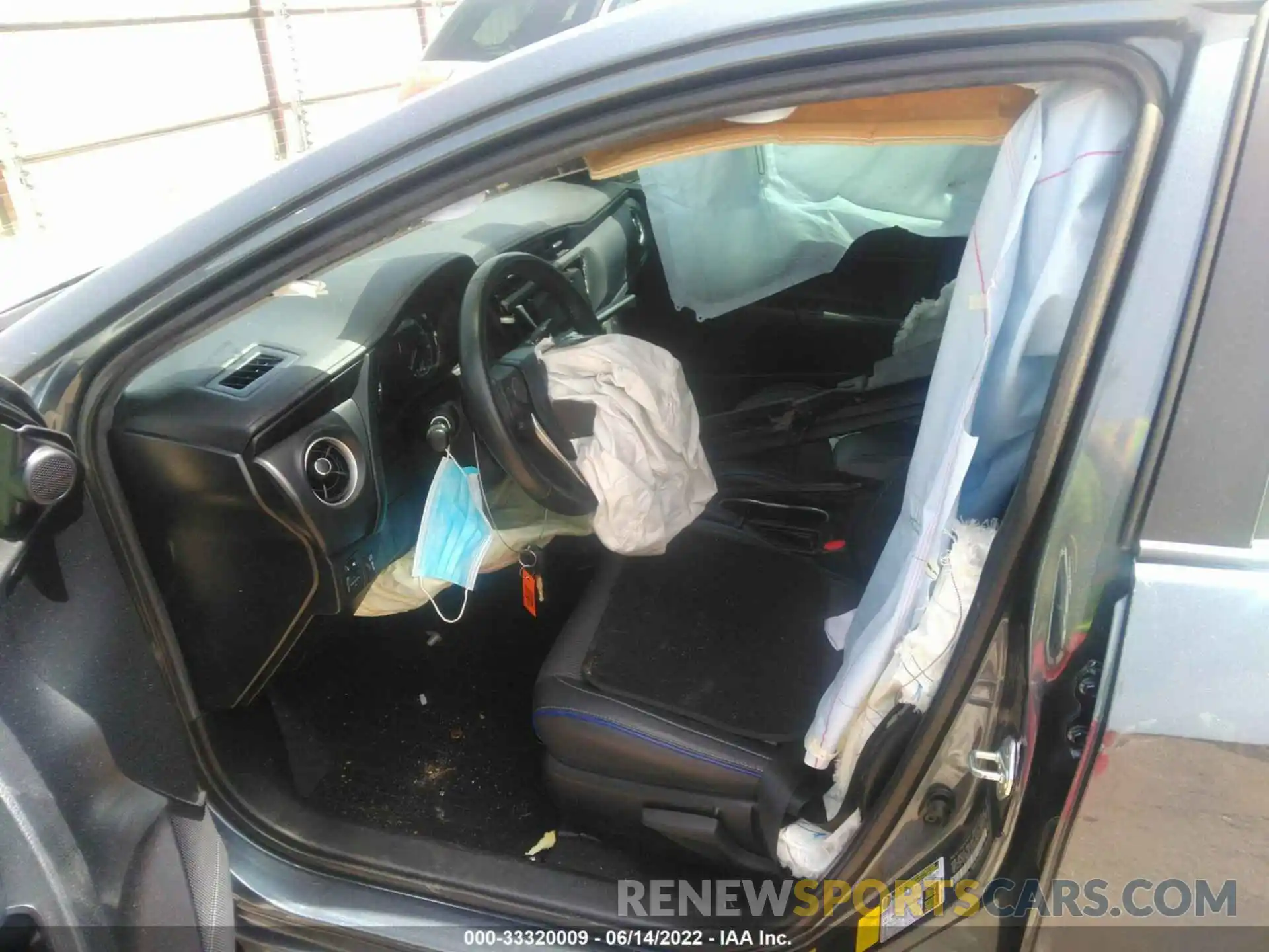 5 Photograph of a damaged car 2T1BURHEXKC205061 TOYOTA COROLLA 2019