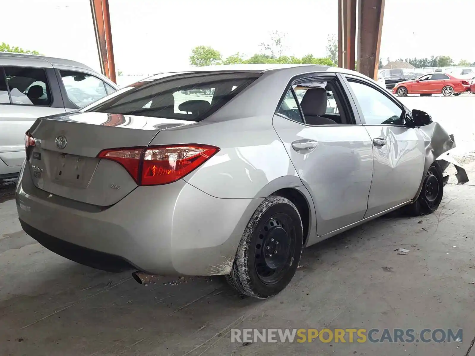 4 Photograph of a damaged car 2T1BURHEXKC209059 TOYOTA COROLLA 2019