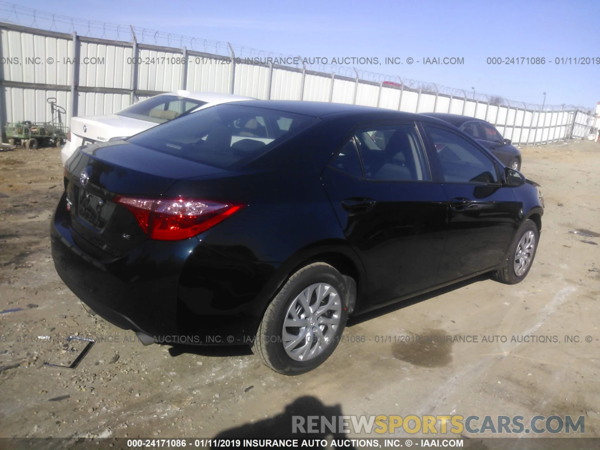 4 Photograph of a damaged car 2T1BURHEXKC210163 TOYOTA COROLLA 2019