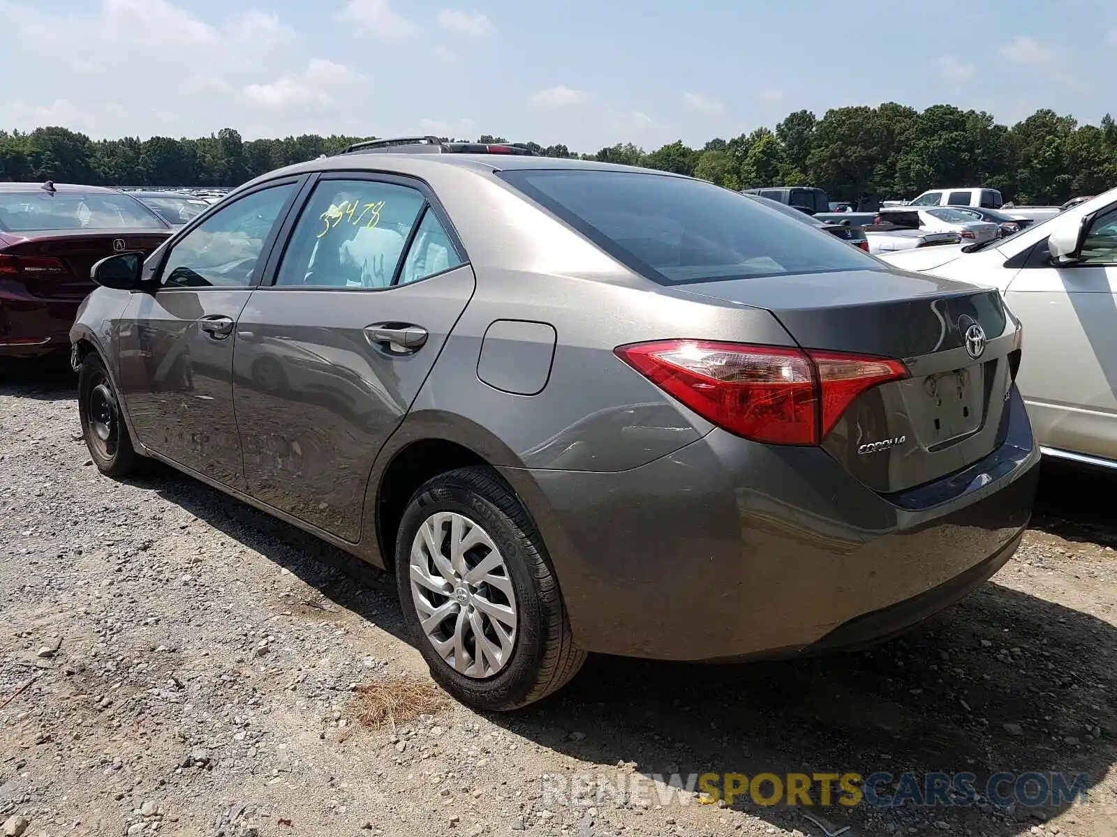 3 Photograph of a damaged car 2T1BURHEXKC210728 TOYOTA COROLLA 2019