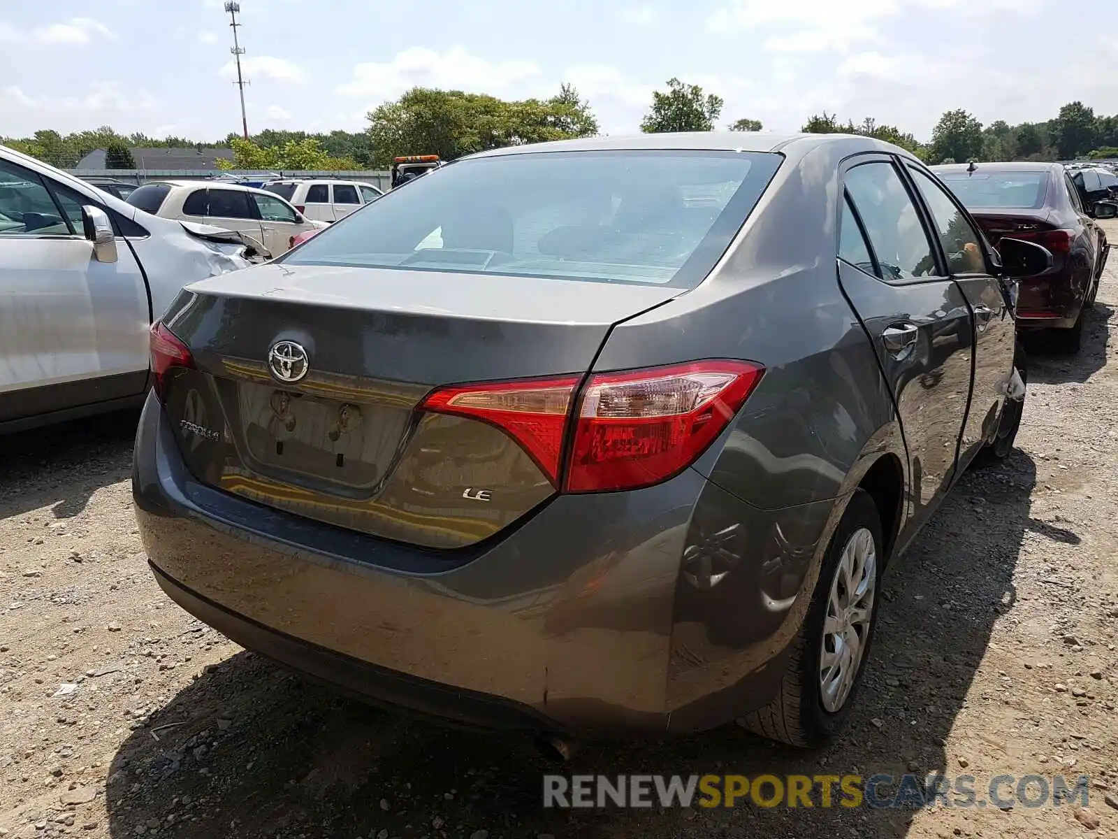 4 Photograph of a damaged car 2T1BURHEXKC210728 TOYOTA COROLLA 2019