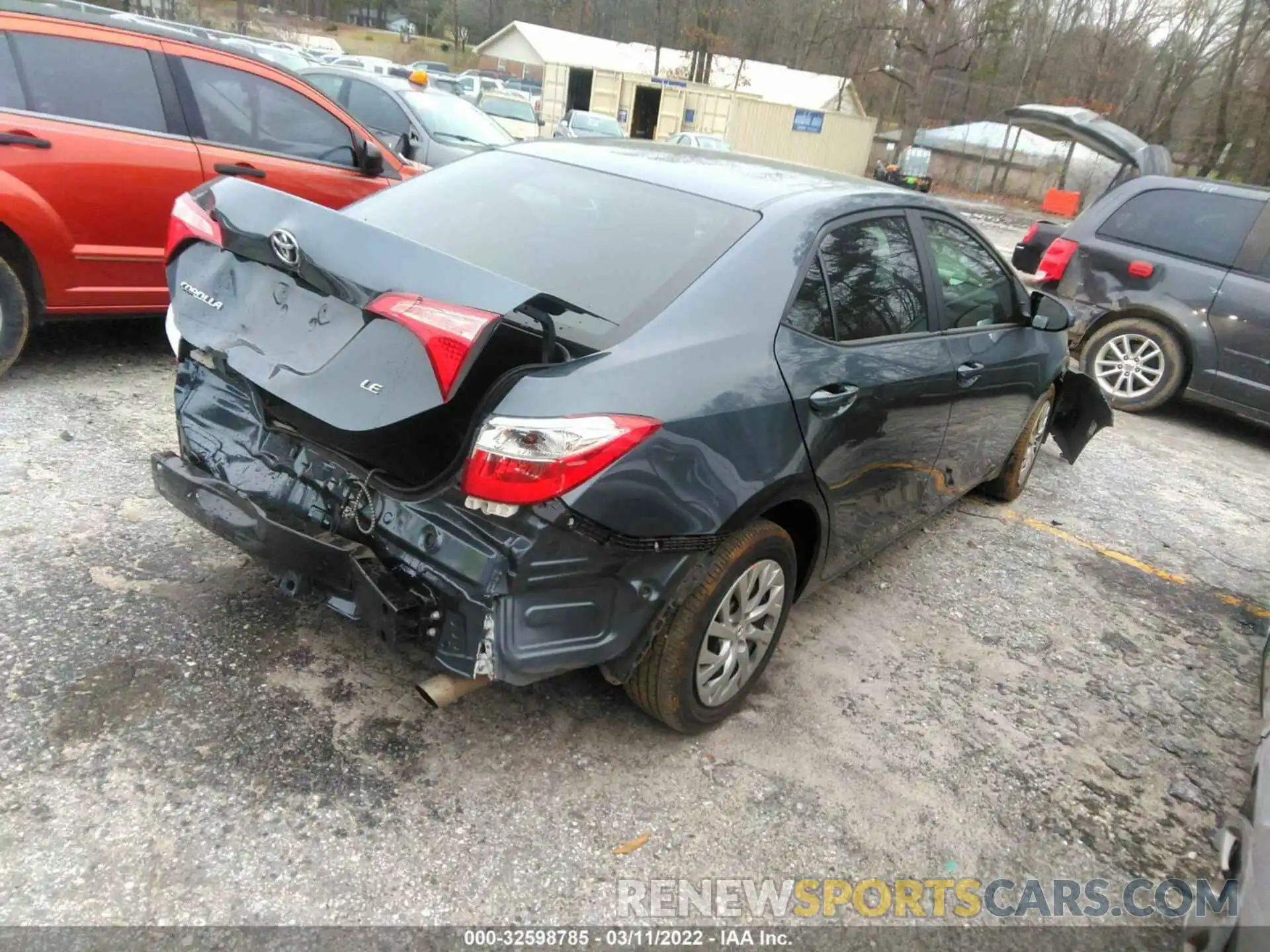 4 Photograph of a damaged car 2T1BURHEXKC212317 TOYOTA COROLLA 2019