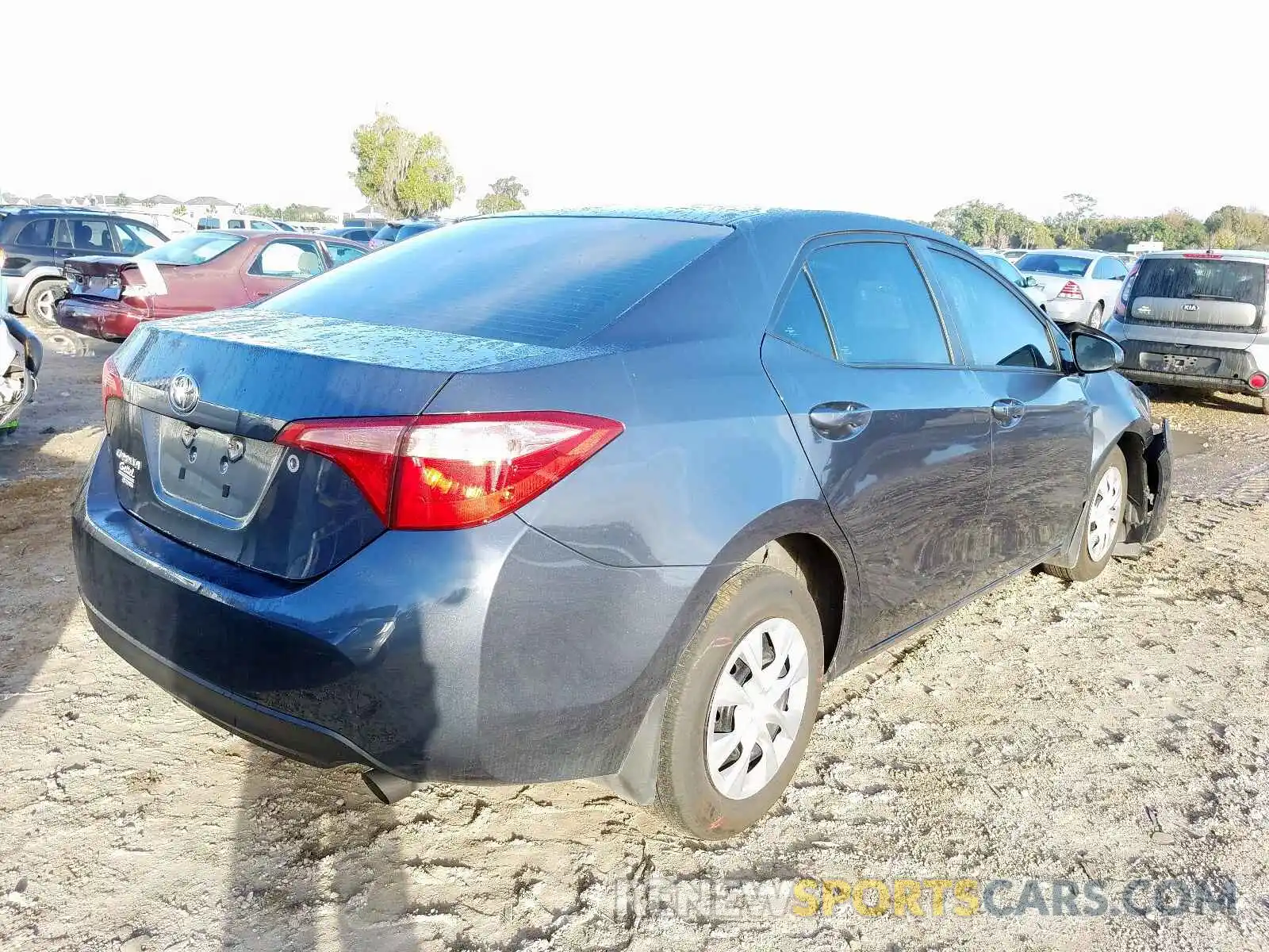 4 Photograph of a damaged car 2T1BURHEXKC215038 TOYOTA COROLLA 2019