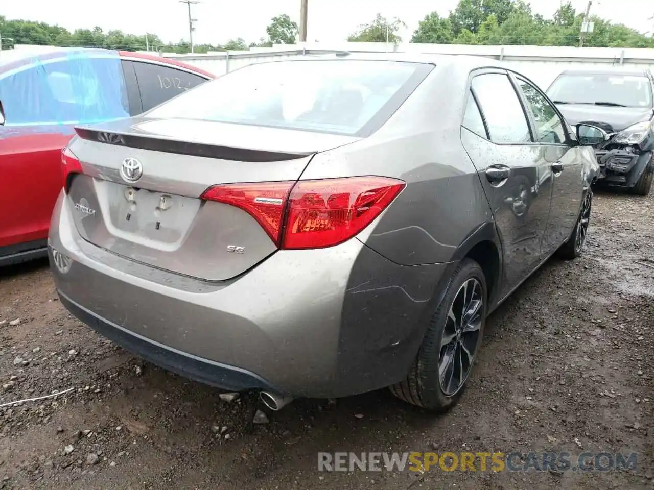 4 Photograph of a damaged car 2T1BURHEXKC215671 TOYOTA COROLLA 2019