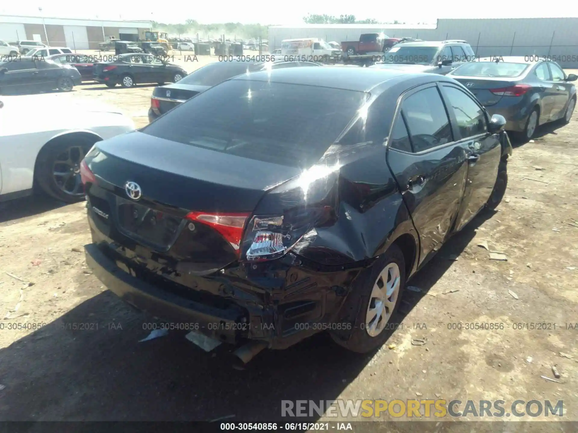 4 Photograph of a damaged car 2T1BURHEXKC217596 TOYOTA COROLLA 2019