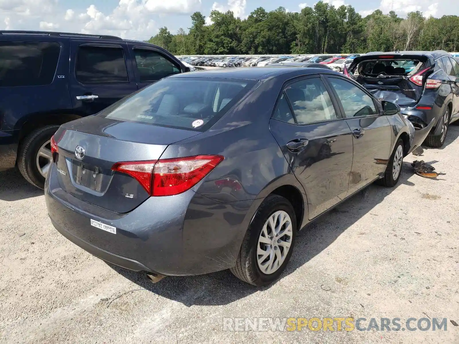 4 Photograph of a damaged car 2T1BURHEXKC220207 TOYOTA COROLLA 2019