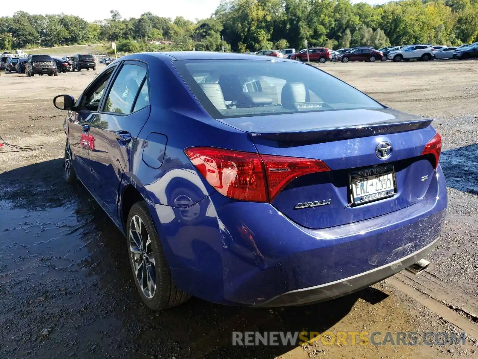 3 Photograph of a damaged car 2T1BURHEXKC220370 TOYOTA COROLLA 2019