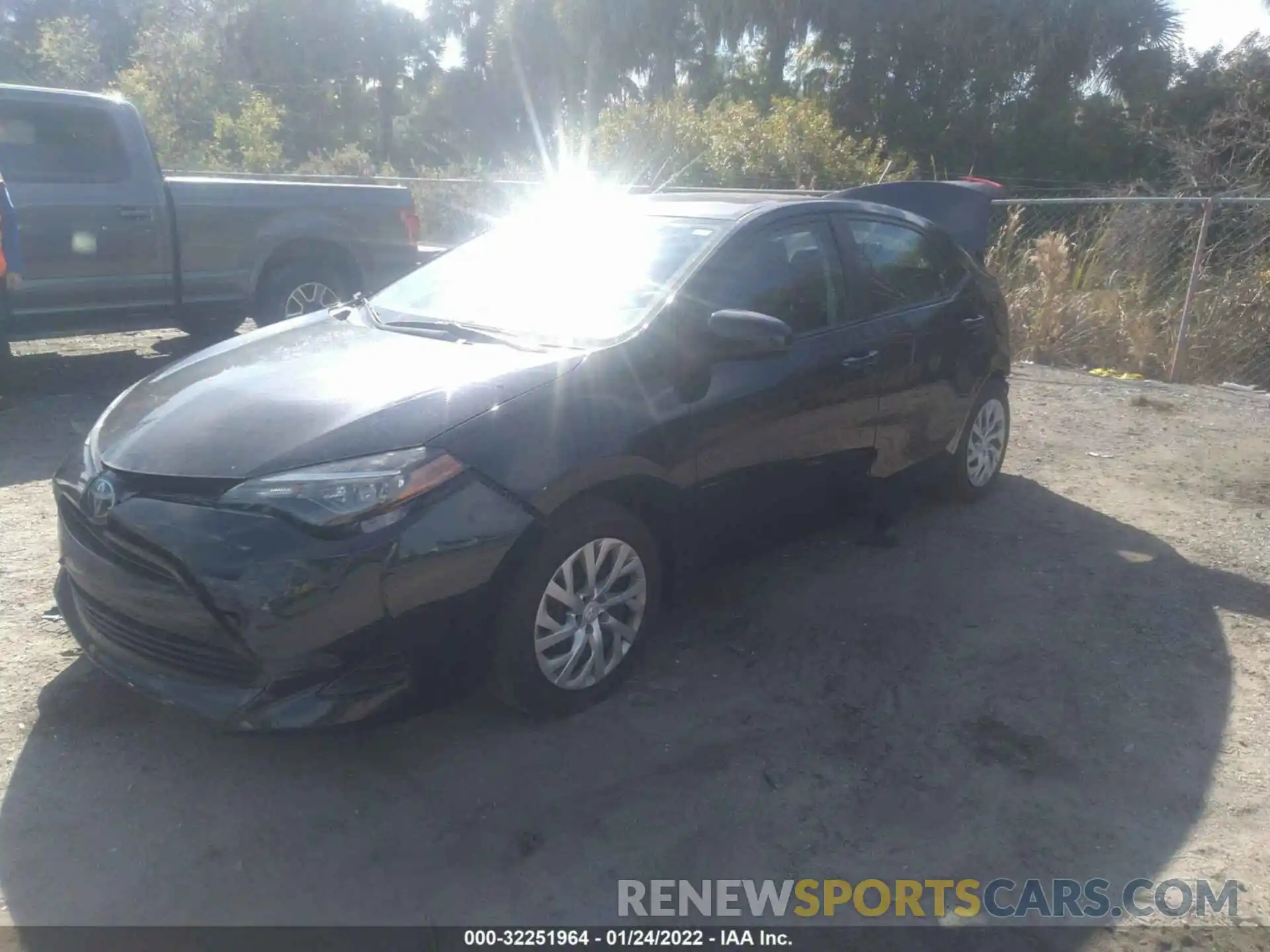 2 Photograph of a damaged car 2T1BURHEXKC221518 TOYOTA COROLLA 2019