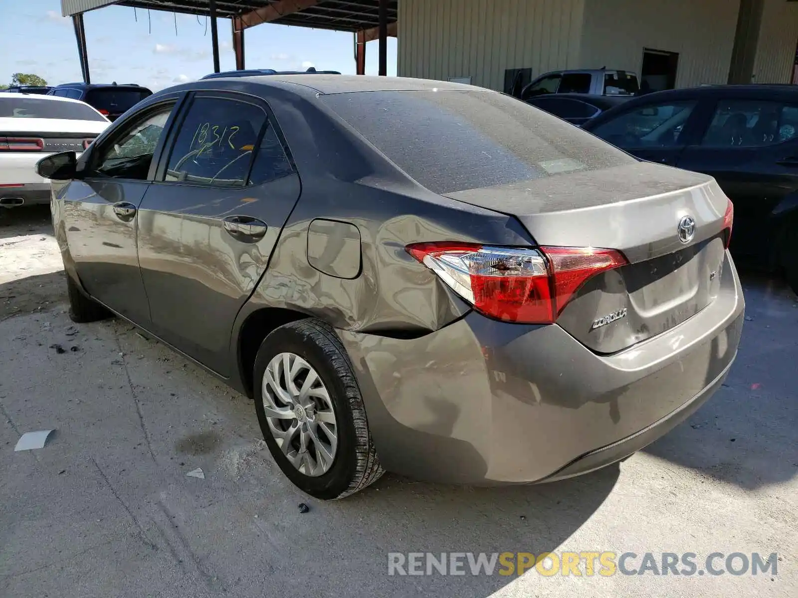 3 Photograph of a damaged car 2T1BURHEXKC221566 TOYOTA COROLLA 2019