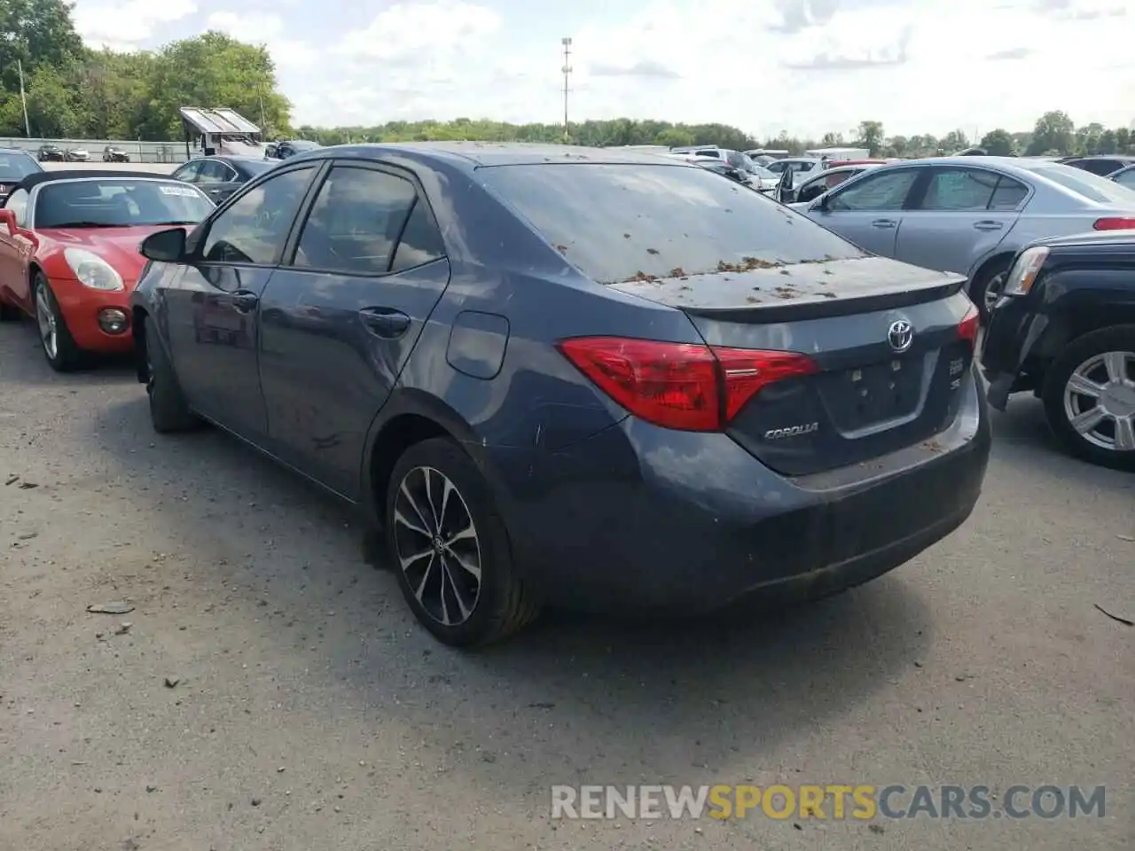 3 Photograph of a damaged car 2T1BURHEXKC221583 TOYOTA COROLLA 2019