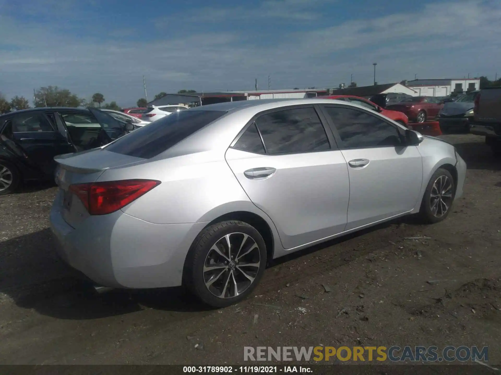 4 Photograph of a damaged car 2T1BURHEXKC221793 TOYOTA COROLLA 2019