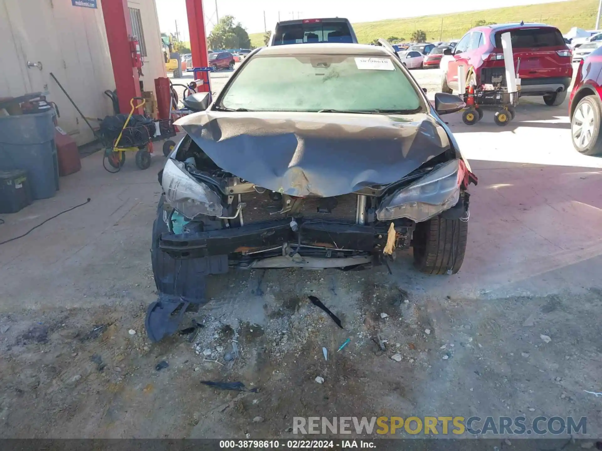6 Photograph of a damaged car 2T1BURHEXKC221969 TOYOTA COROLLA 2019