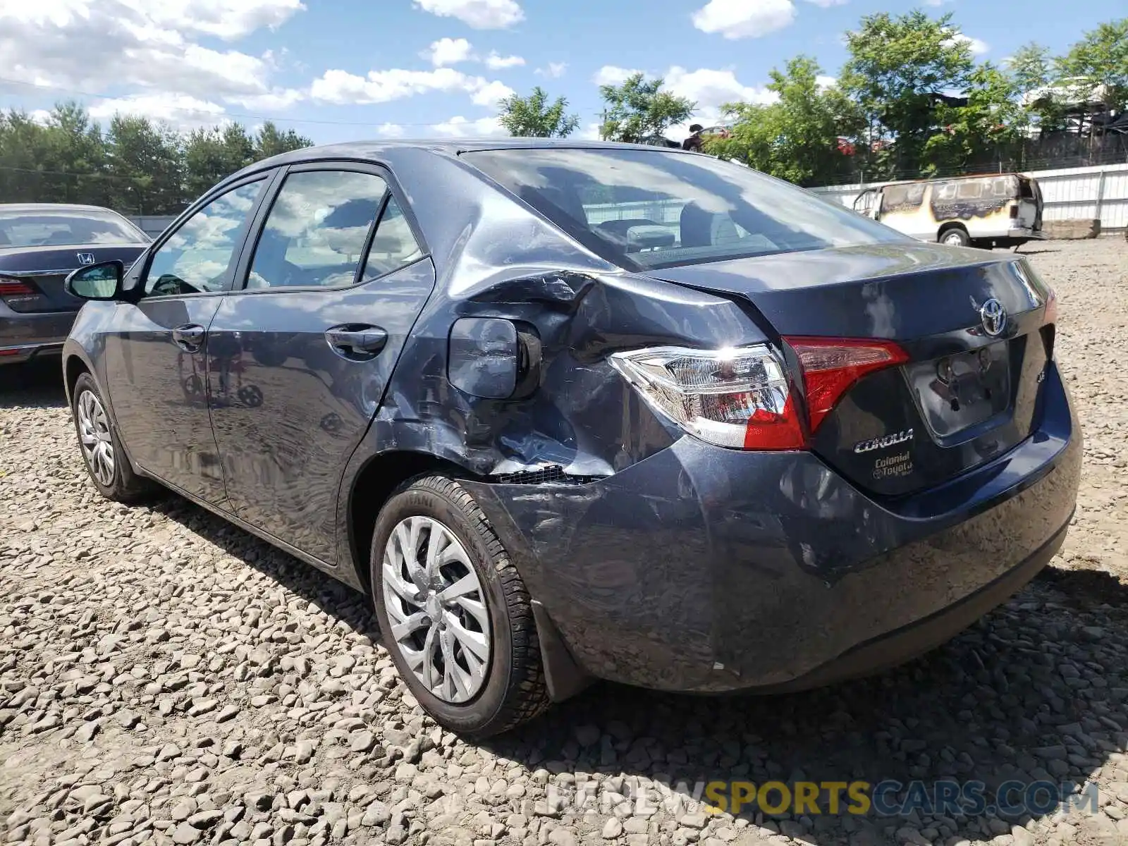 3 Photograph of a damaged car 2T1BURHEXKC222703 TOYOTA COROLLA 2019