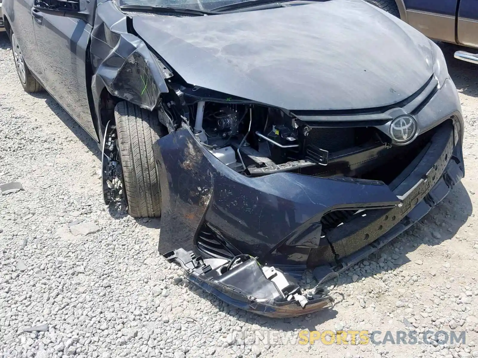 9 Photograph of a damaged car 2T1BURHEXKC222992 TOYOTA COROLLA 2019