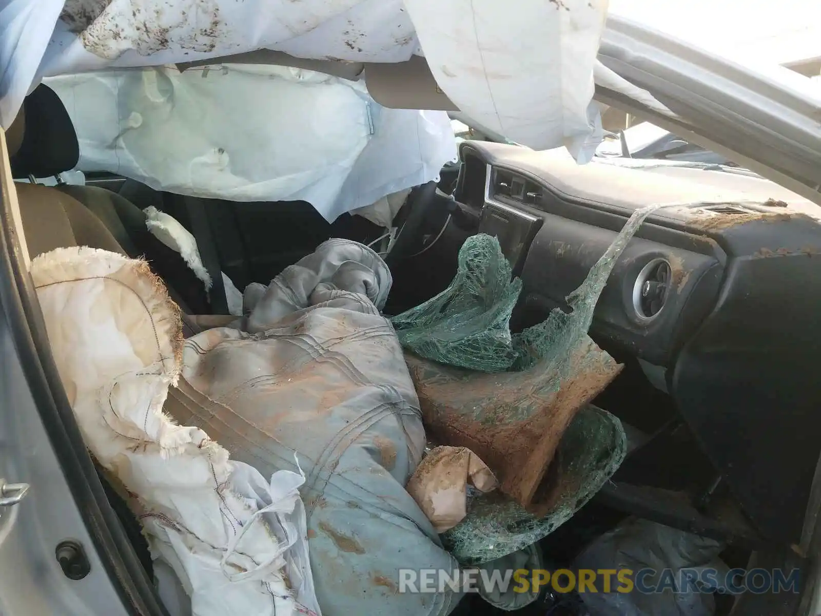 5 Photograph of a damaged car 2T1BURHEXKC223897 TOYOTA COROLLA 2019