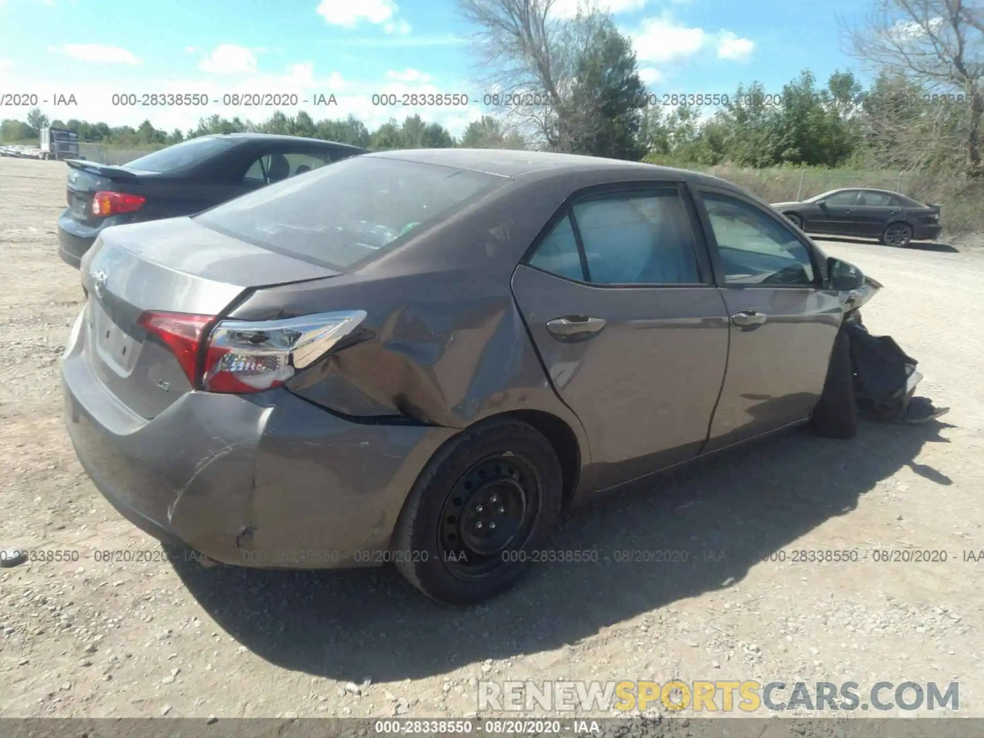 4 Photograph of a damaged car 2T1BURHEXKC223981 TOYOTA COROLLA 2019