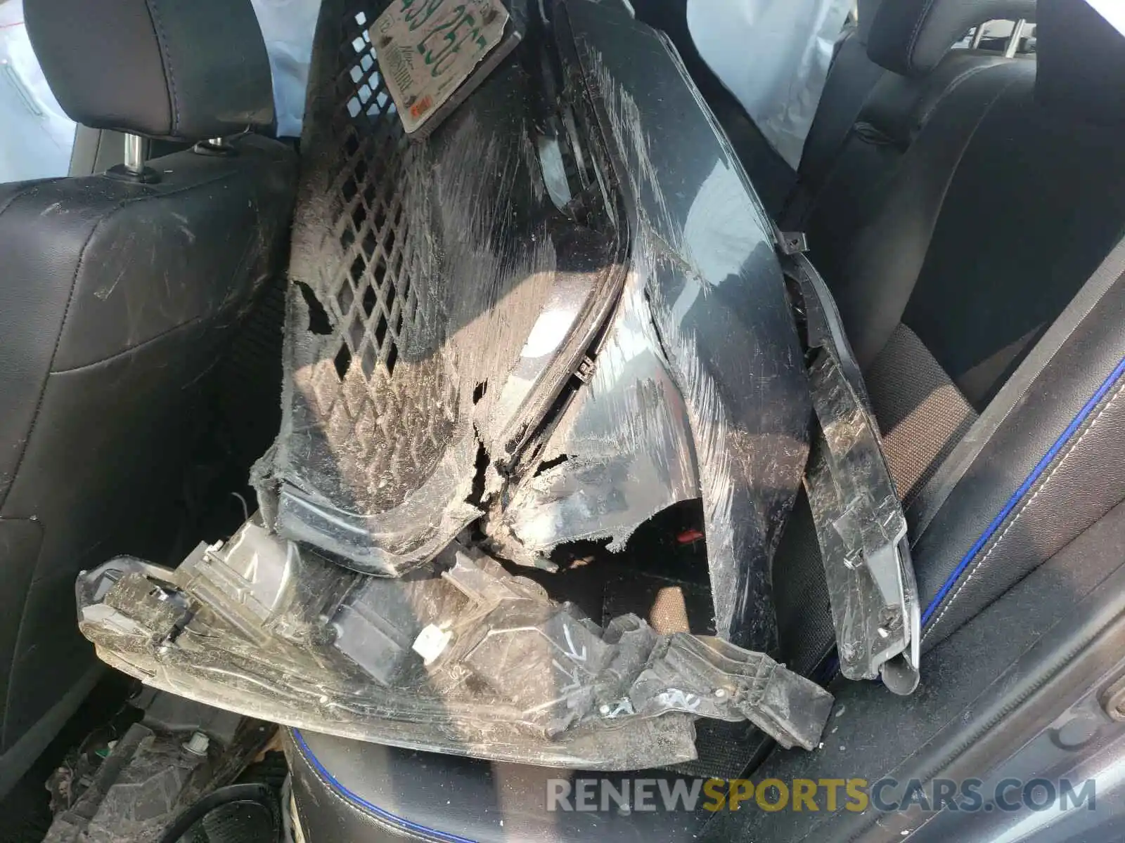 6 Photograph of a damaged car 2T1BURHEXKC224113 TOYOTA COROLLA 2019