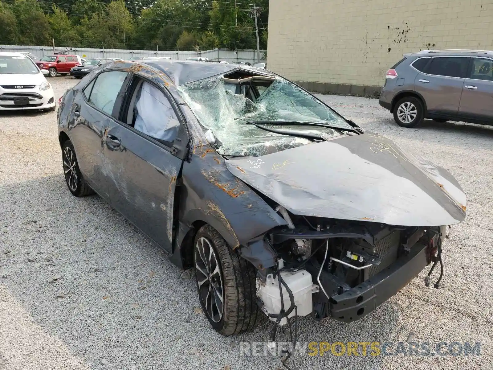 9 Photograph of a damaged car 2T1BURHEXKC224113 TOYOTA COROLLA 2019