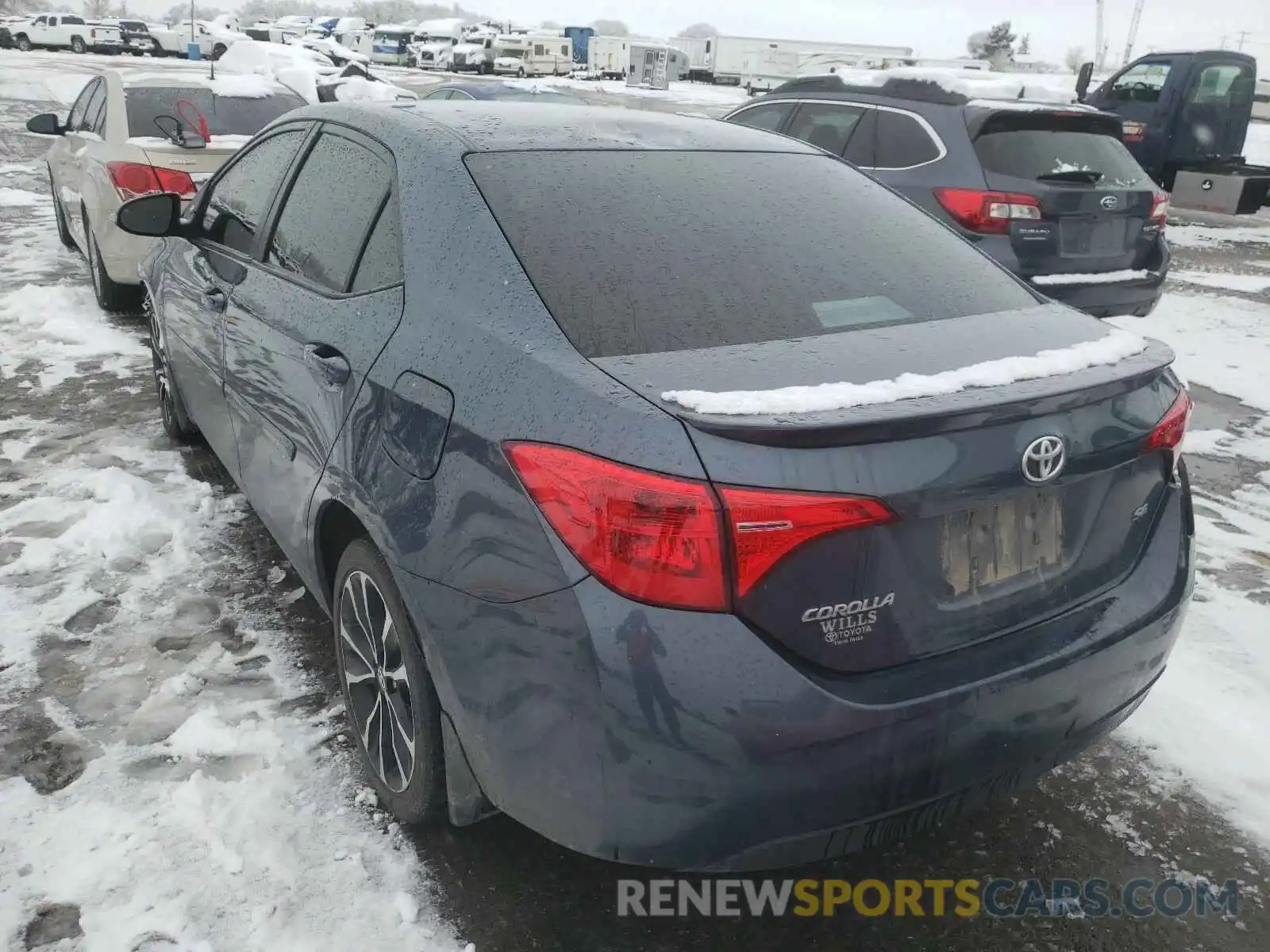 3 Photograph of a damaged car 2T1BURHEXKC225228 TOYOTA COROLLA 2019