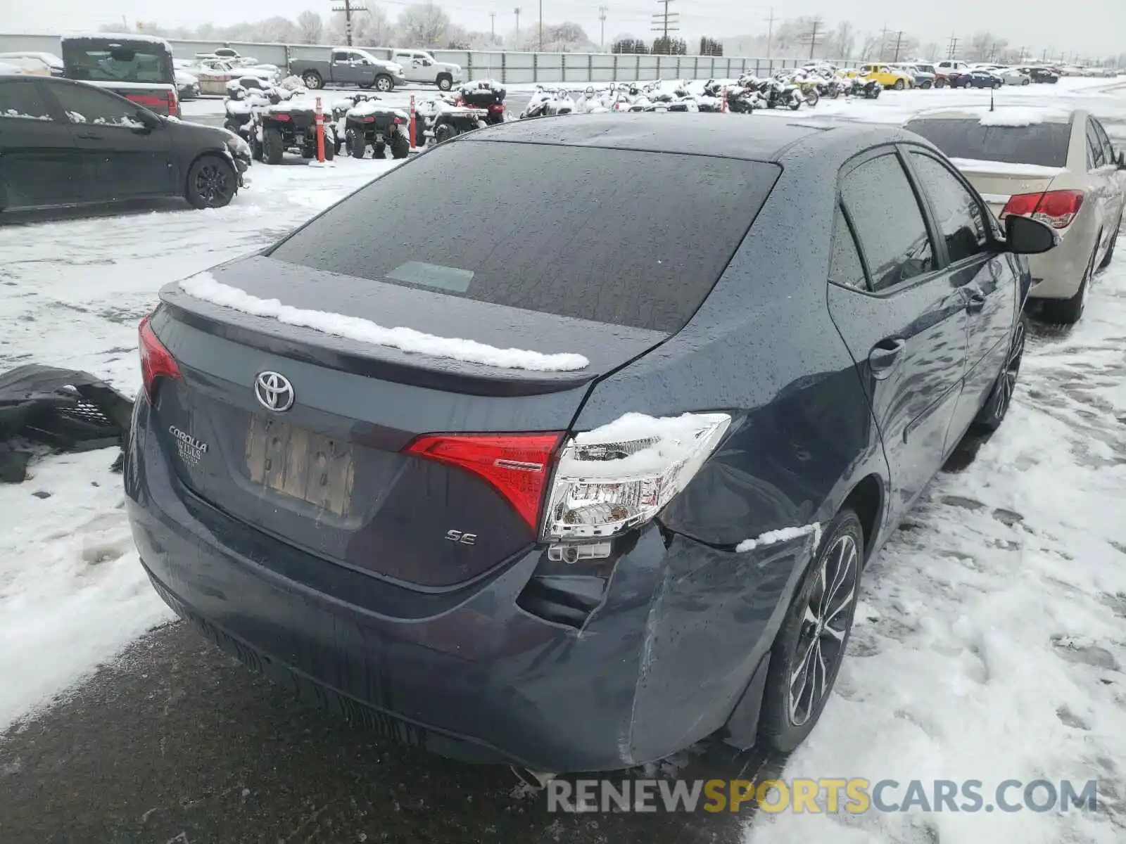 4 Photograph of a damaged car 2T1BURHEXKC225228 TOYOTA COROLLA 2019