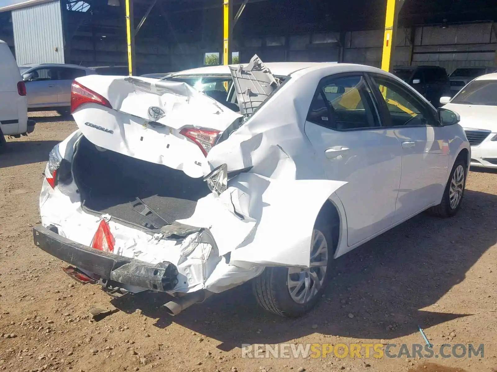 4 Photograph of a damaged car 2T1BURHEXKC226797 TOYOTA COROLLA 2019