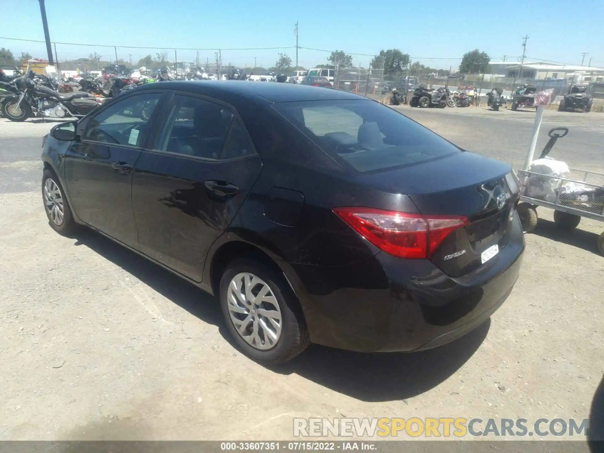 3 Photograph of a damaged car 2T1BURHEXKC227495 TOYOTA COROLLA 2019