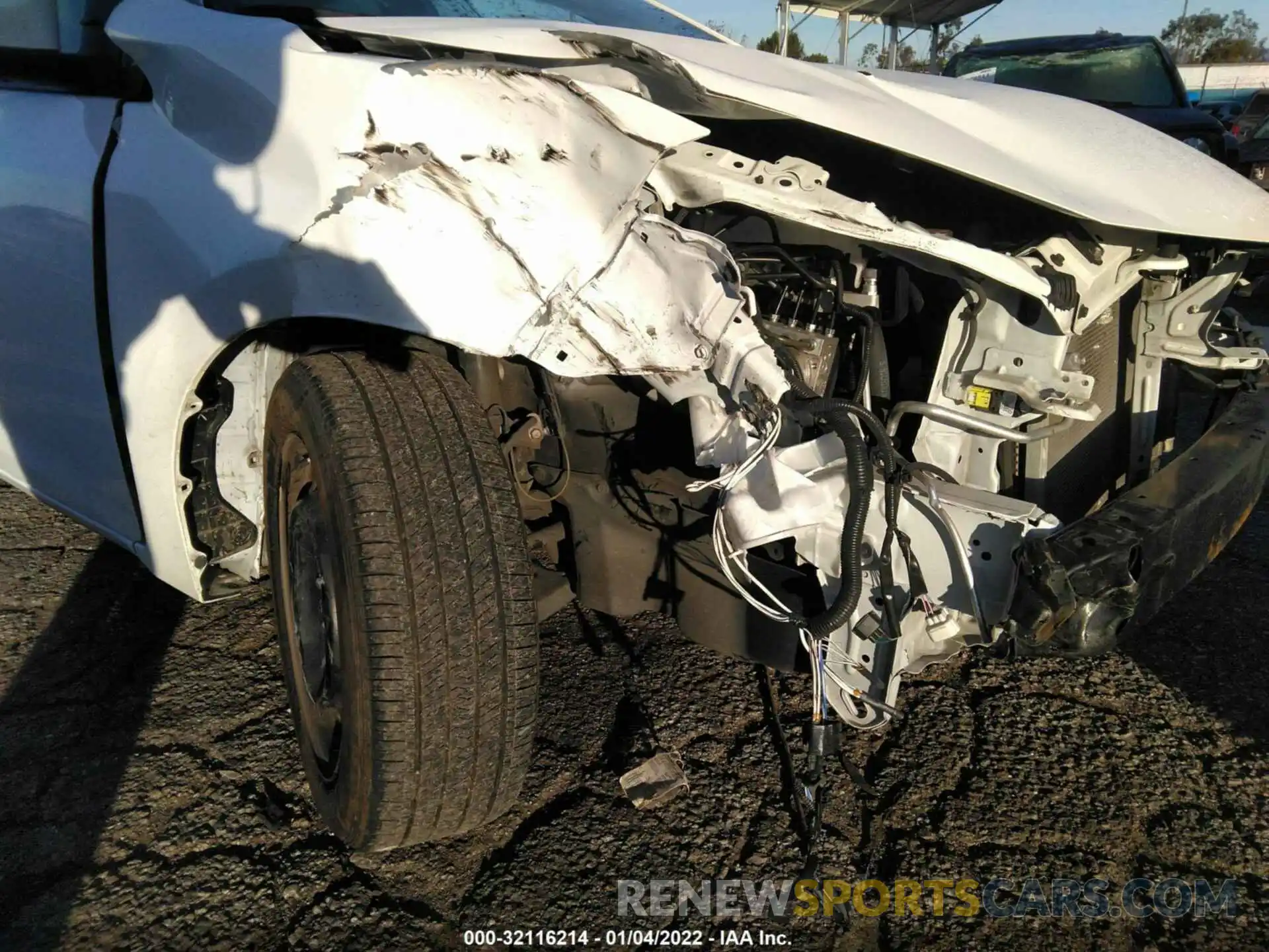 6 Photograph of a damaged car 2T1BURHEXKC229800 TOYOTA COROLLA 2019