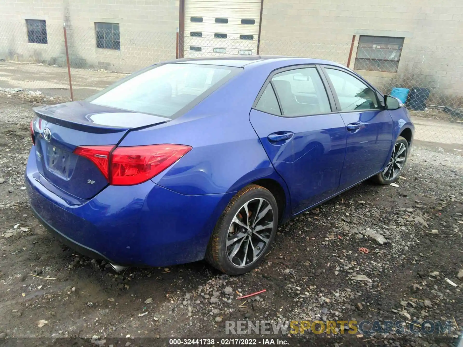 4 Photograph of a damaged car 2T1BURHEXKC230767 TOYOTA COROLLA 2019