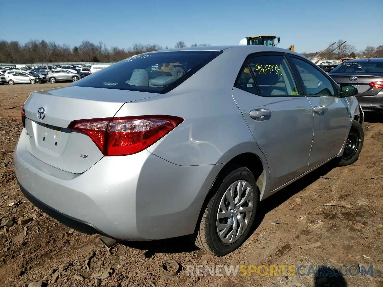 4 Photograph of a damaged car 2T1BURHEXKC231305 TOYOTA COROLLA 2019