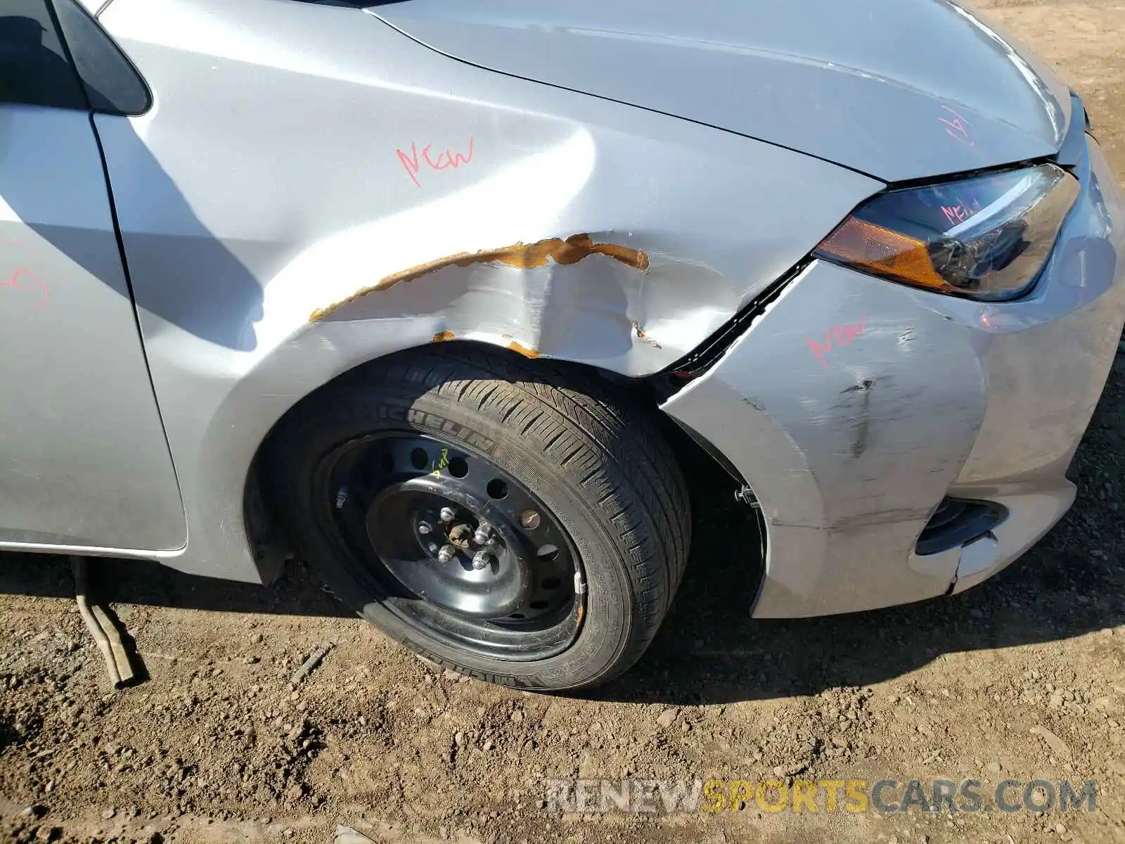 9 Photograph of a damaged car 2T1BURHEXKC231305 TOYOTA COROLLA 2019