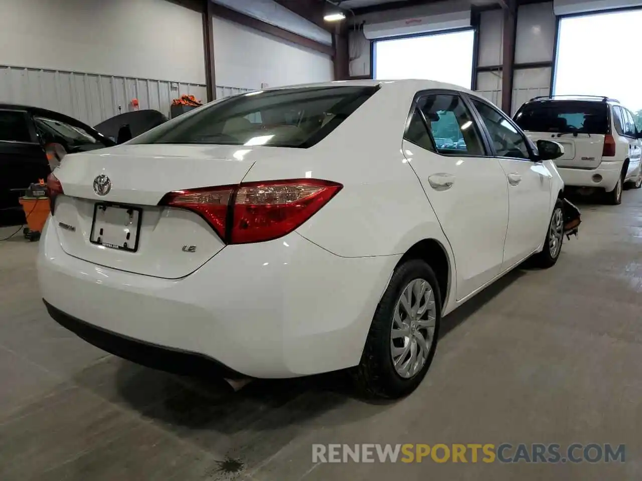 4 Photograph of a damaged car 2T1BURHEXKC232096 TOYOTA COROLLA 2019