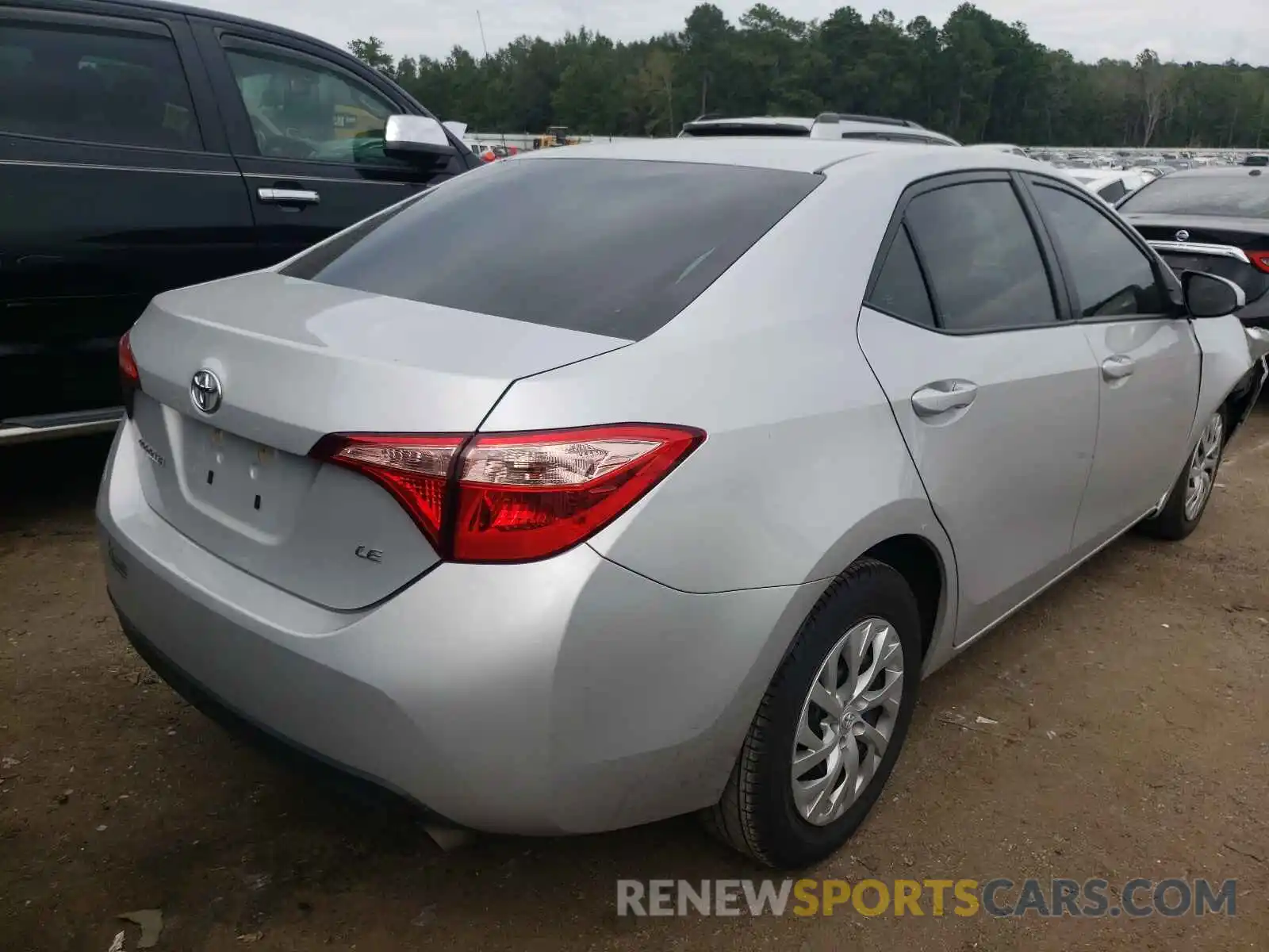 4 Photograph of a damaged car 2T1BURHEXKC232101 TOYOTA COROLLA 2019