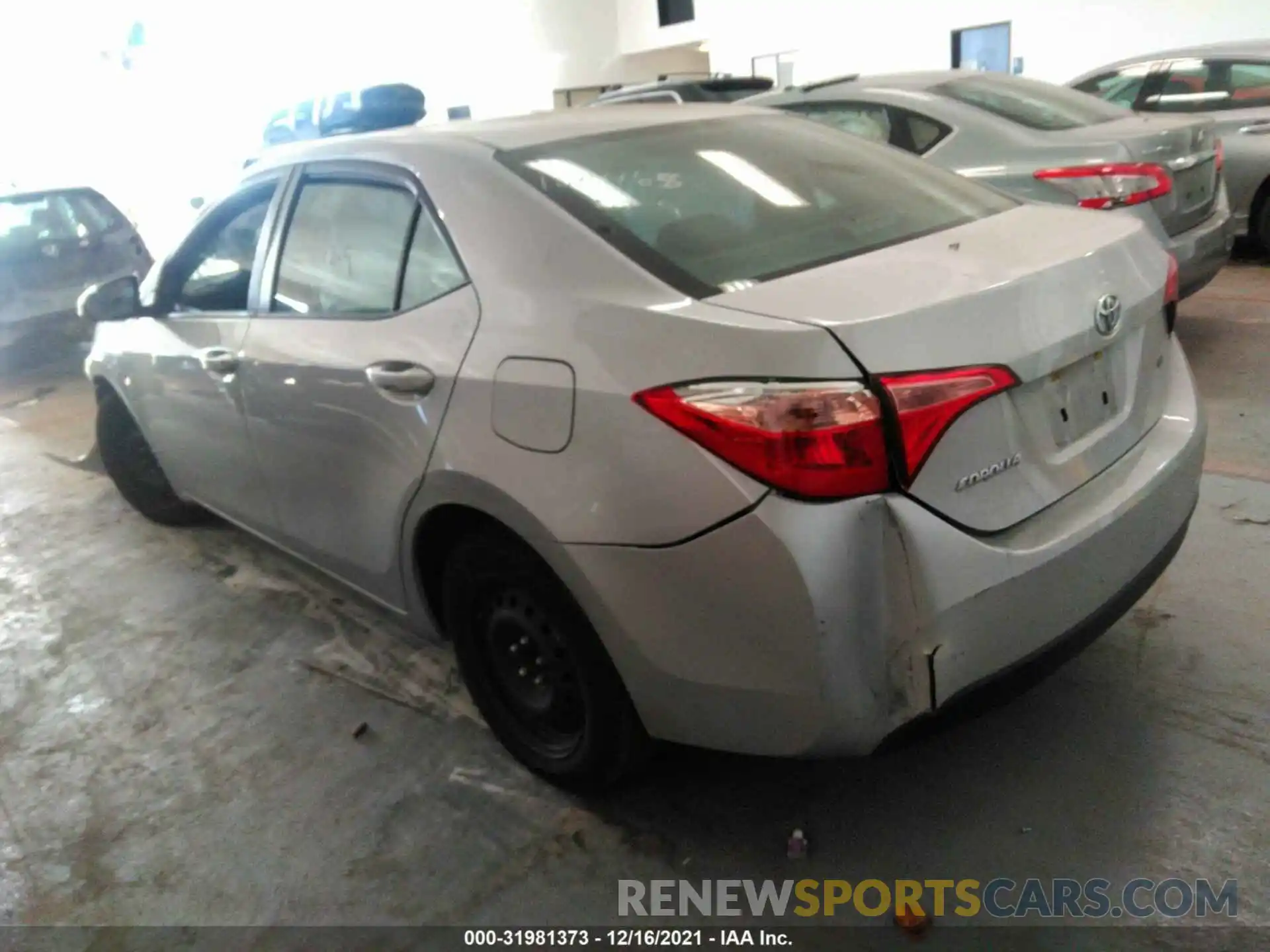 3 Photograph of a damaged car 2T1BURHEXKC232471 TOYOTA COROLLA 2019