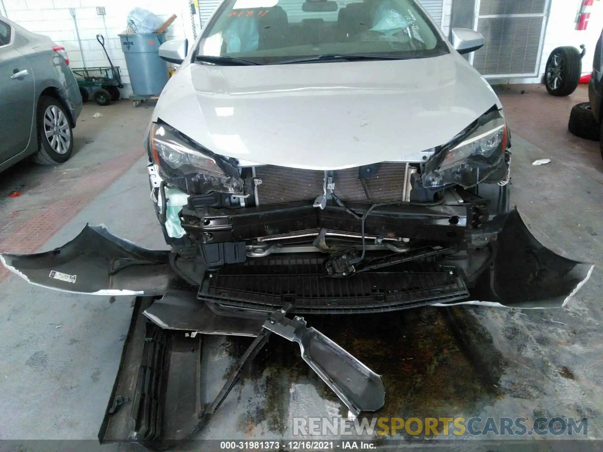 6 Photograph of a damaged car 2T1BURHEXKC232471 TOYOTA COROLLA 2019