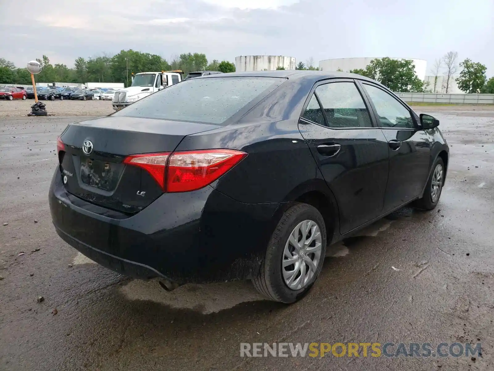 4 Photograph of a damaged car 2T1BURHEXKC233829 TOYOTA COROLLA 2019