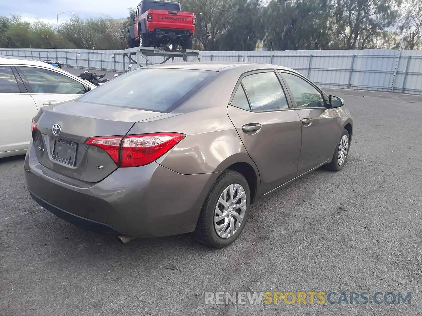 4 Photograph of a damaged car 2T1BURHEXKC234026 TOYOTA COROLLA 2019