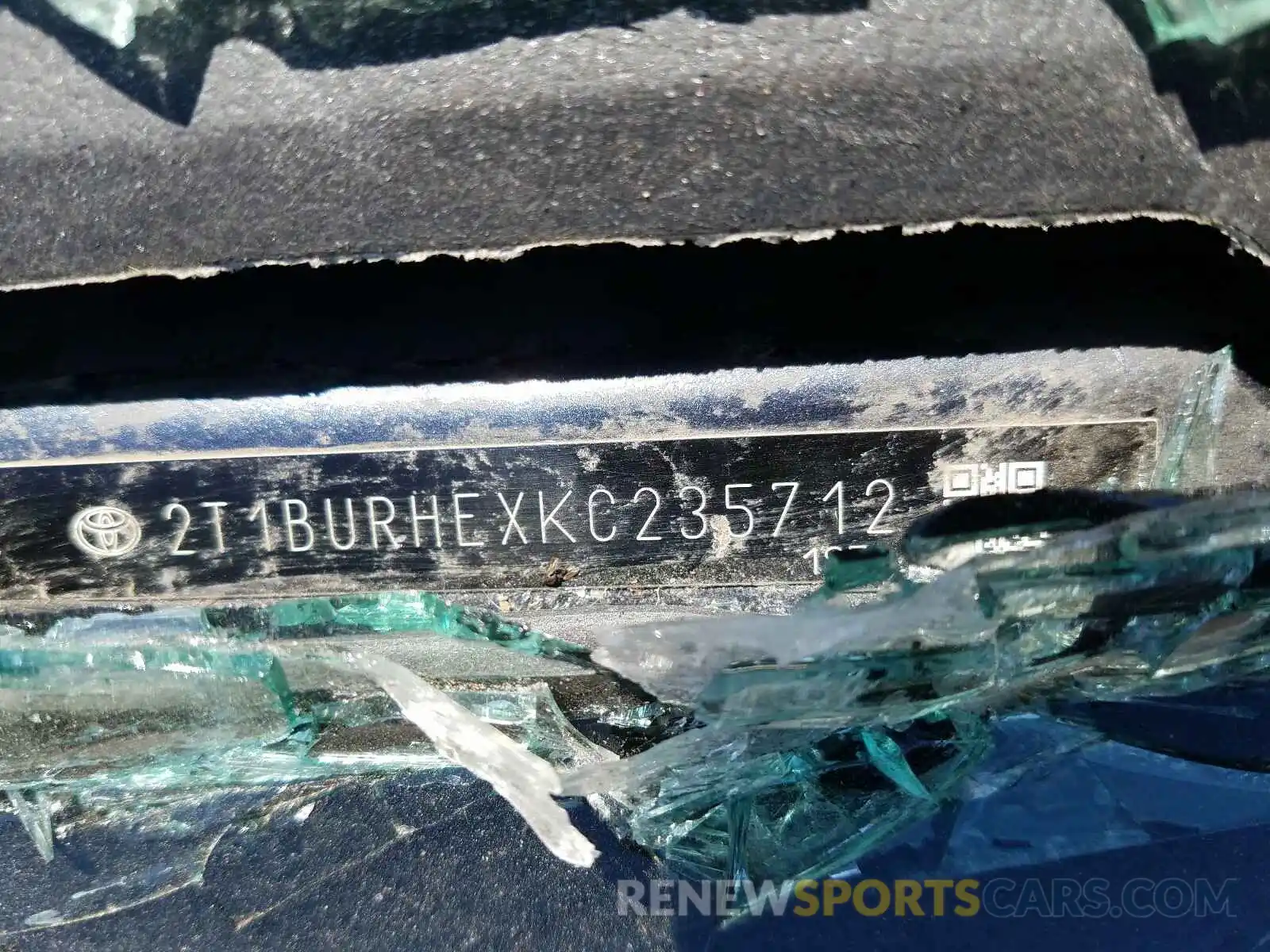 10 Photograph of a damaged car 2T1BURHEXKC235712 TOYOTA COROLLA 2019