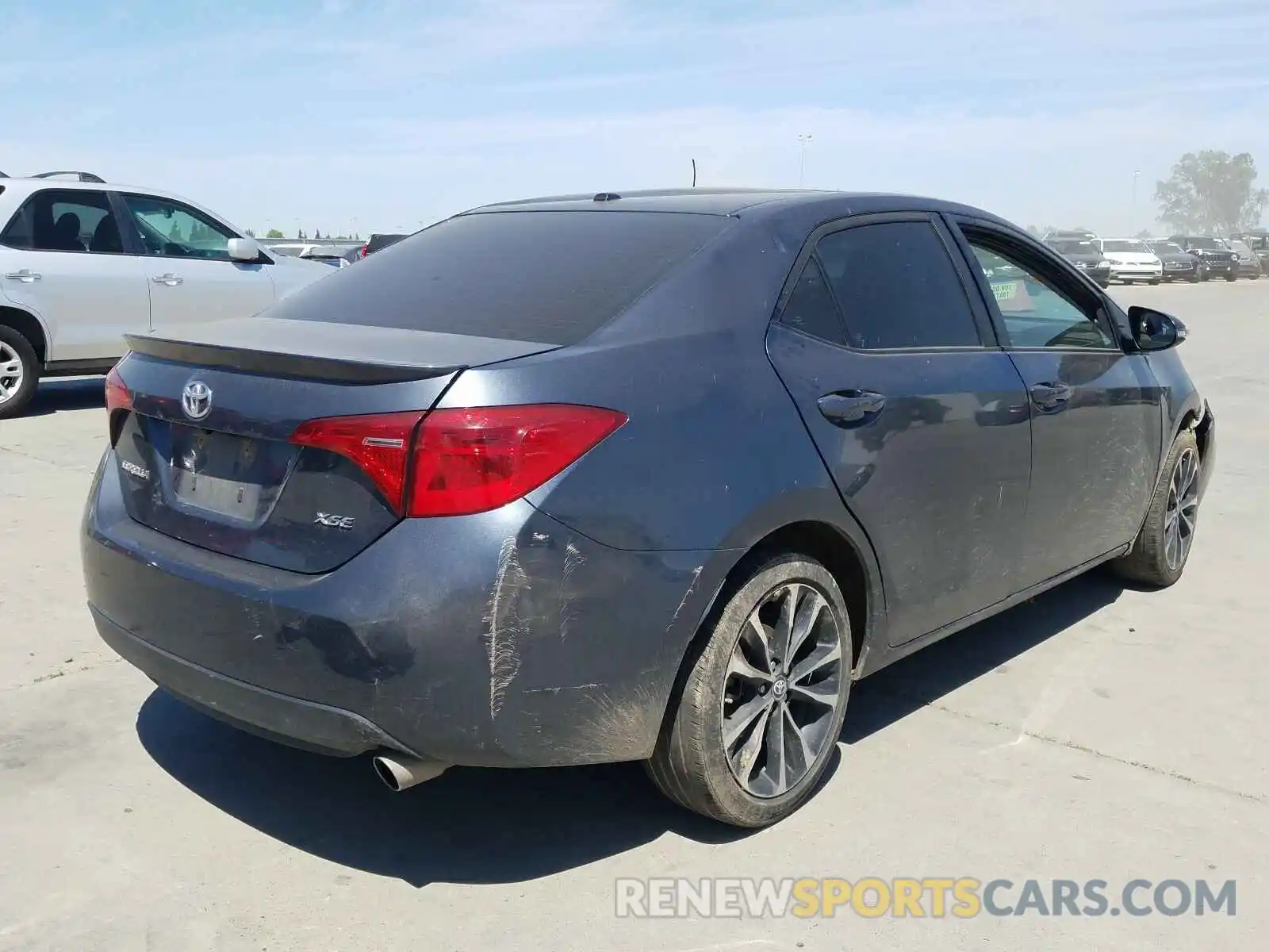 4 Photograph of a damaged car 2T1BURHEXKC235712 TOYOTA COROLLA 2019