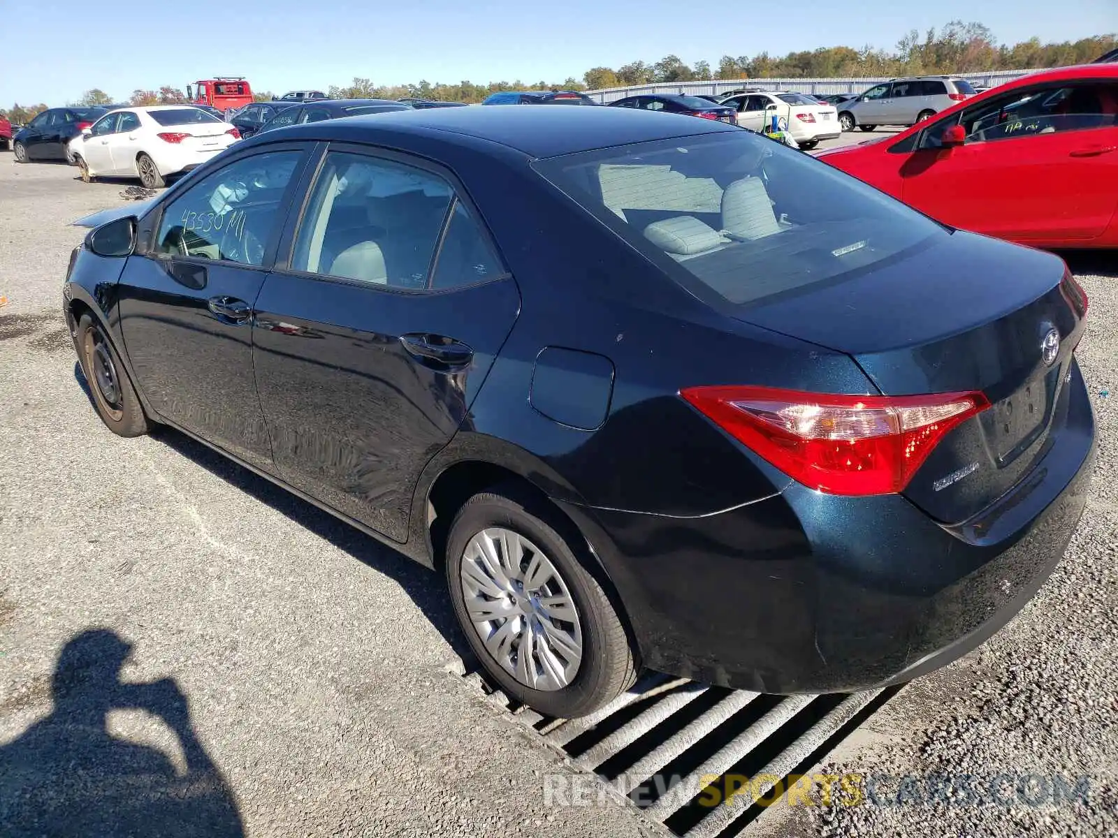 3 Photograph of a damaged car 2T1BURHEXKC235760 TOYOTA COROLLA 2019