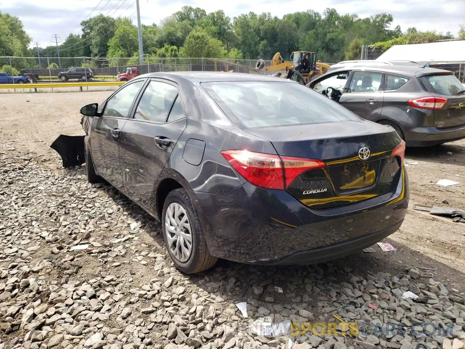 3 Photograph of a damaged car 2T1BURHEXKC236505 TOYOTA COROLLA 2019