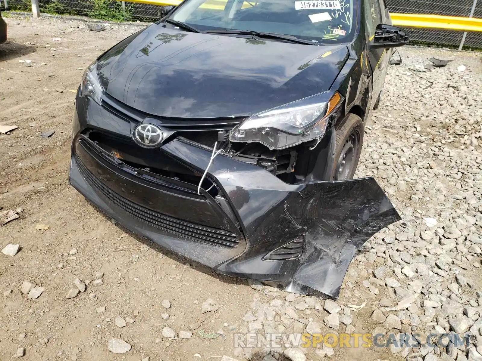 9 Photograph of a damaged car 2T1BURHEXKC236505 TOYOTA COROLLA 2019