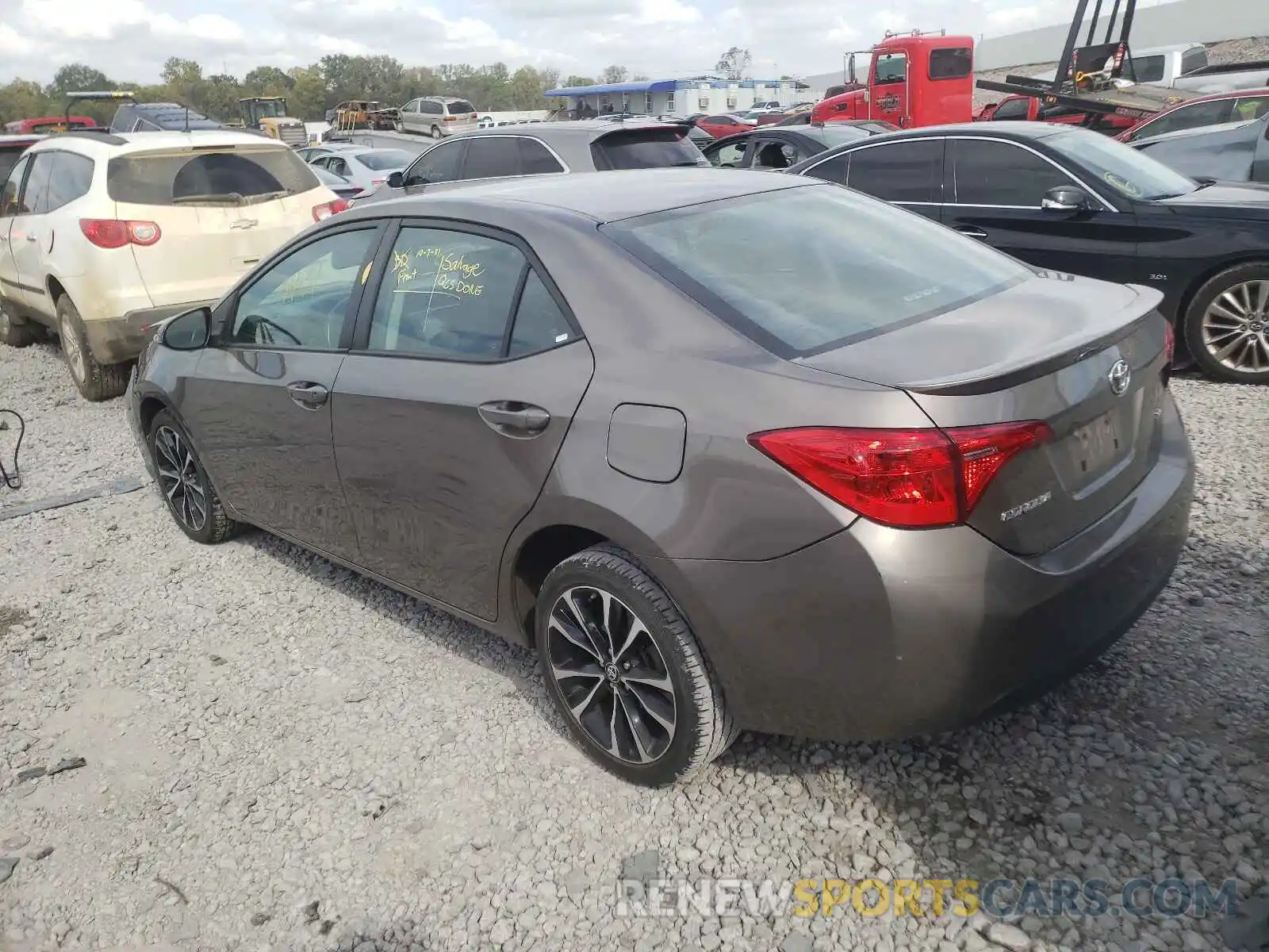 3 Photograph of a damaged car 2T1BURHEXKC236617 TOYOTA COROLLA 2019