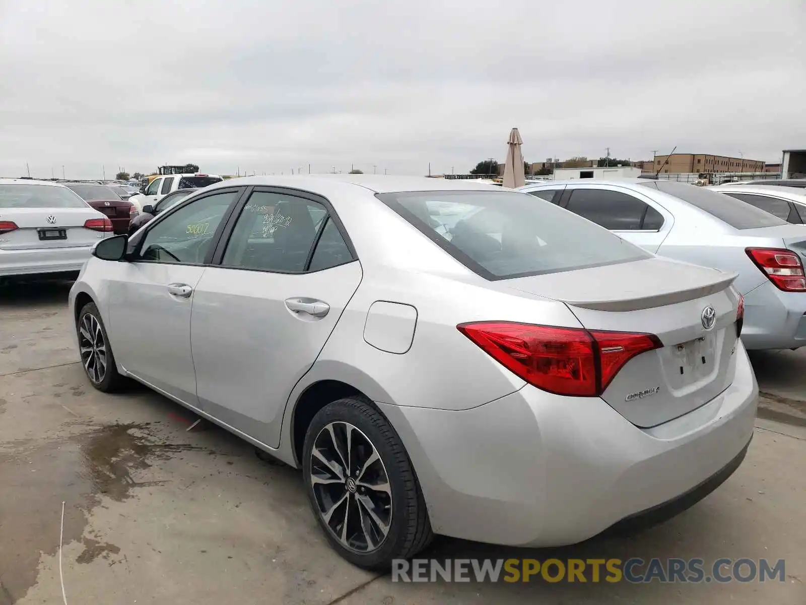 3 Фотография поврежденного автомобиля 2T1BURHEXKC236844 TOYOTA COROLLA 2019